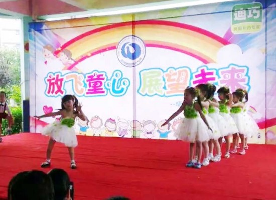 武汉东西湖精博常青幼儿园 /Wuhan Changqing Kindergarten